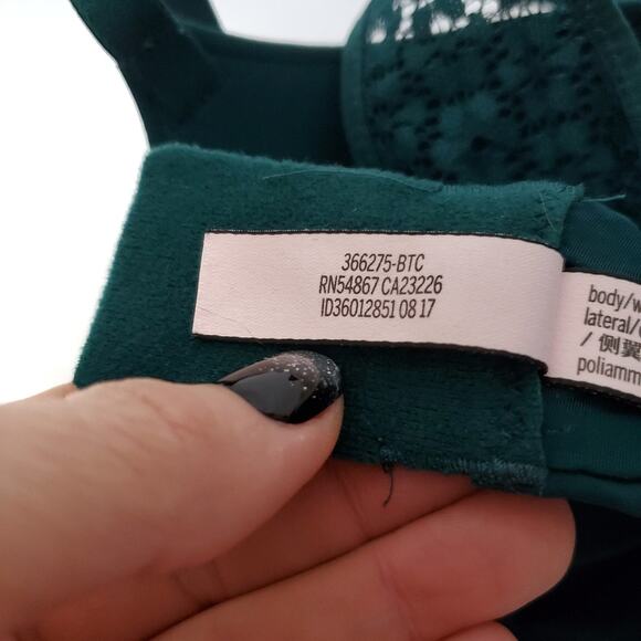 Victoria's Secret | Uplift Semi Demi Lace Back Bra - Picture 7 of 8